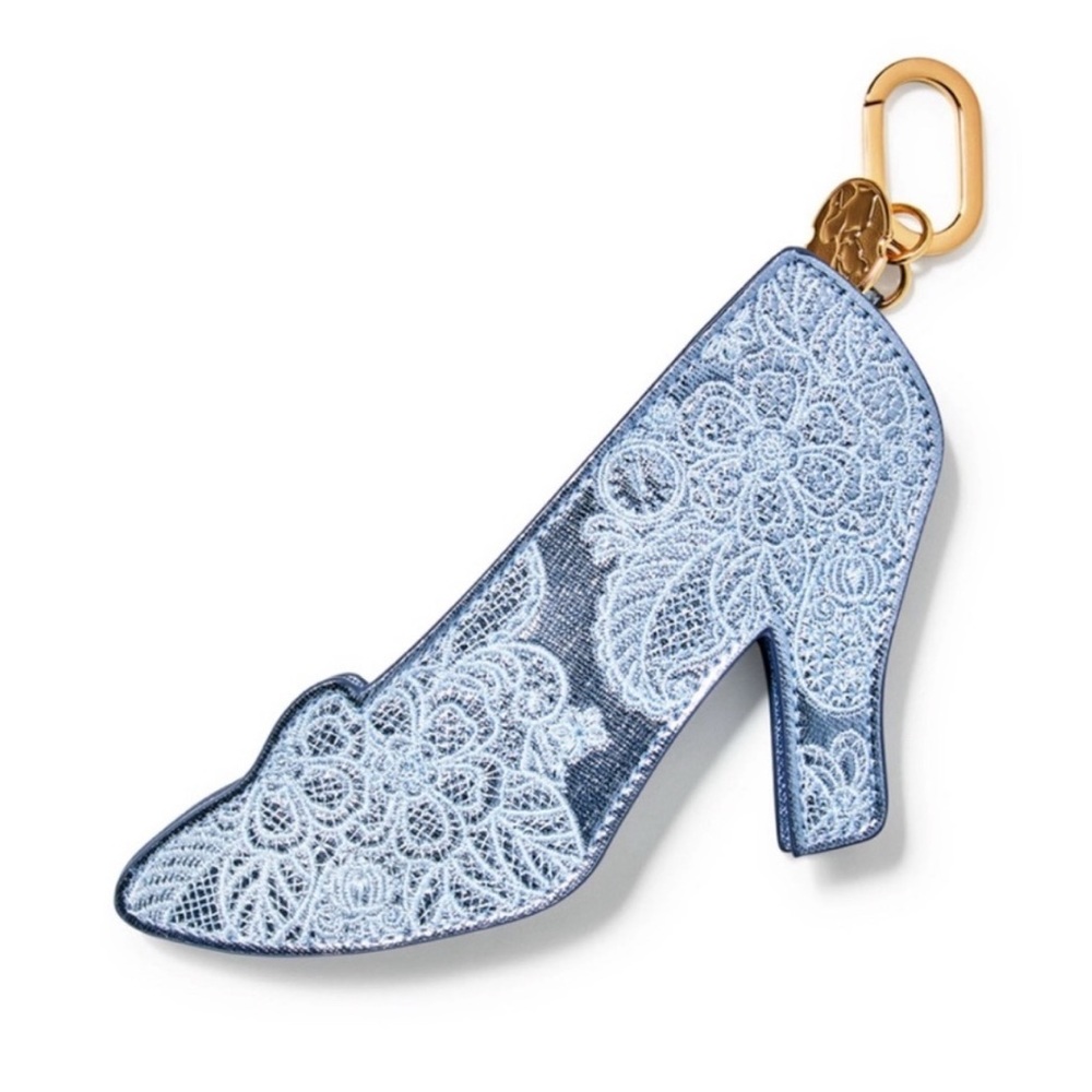 Bath & Body Works Blue Lace Shoe Key Holder